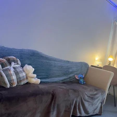 Near Center With Free Parking Apartamento Bergen